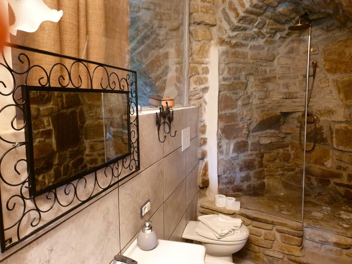 Casa Contadina Apartment Castelmezzano Bagian luar foto