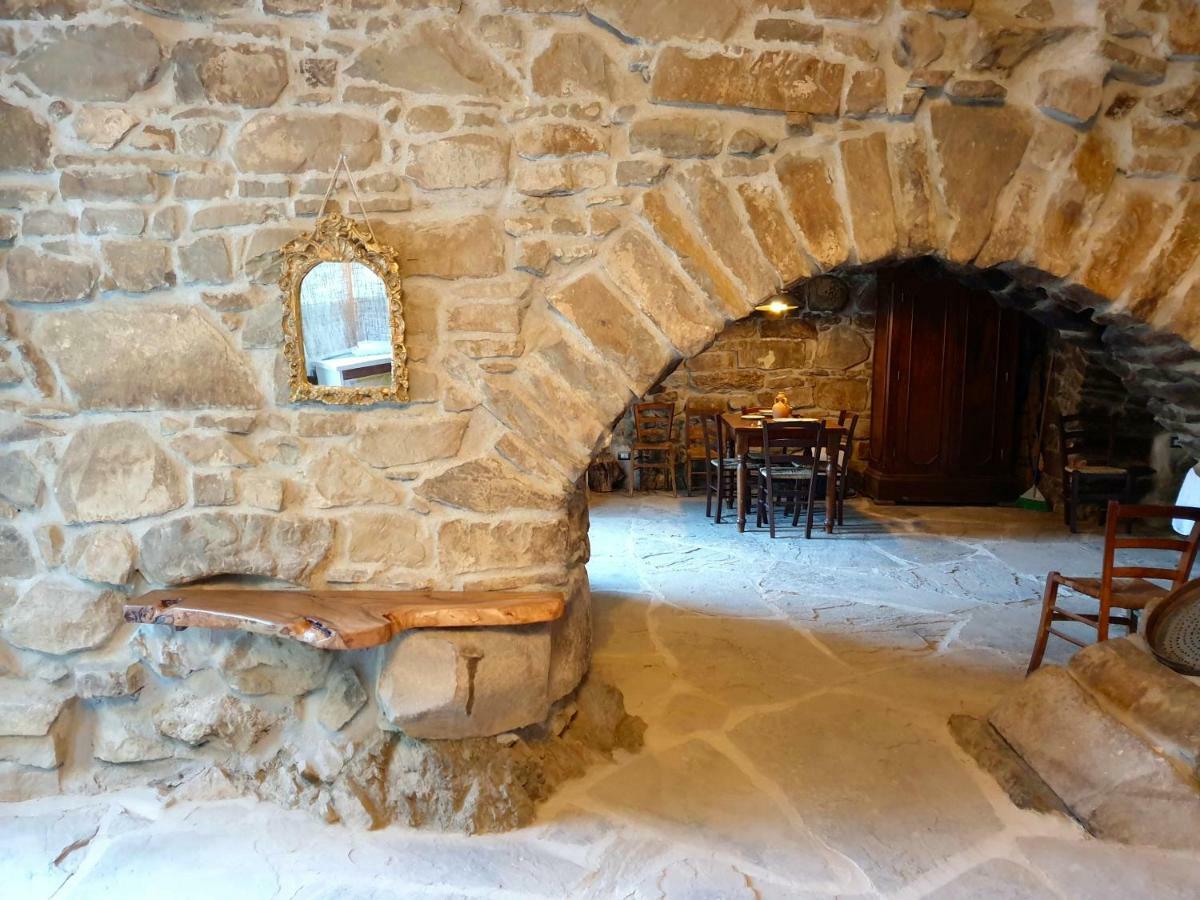 Casa Contadina Apartment Castelmezzano Bagian luar foto
